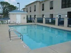 Hotel Luxury Suites Ferry Pass