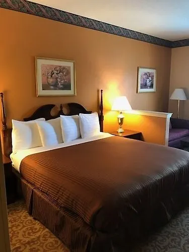 Luxury Suites Ferry Pass