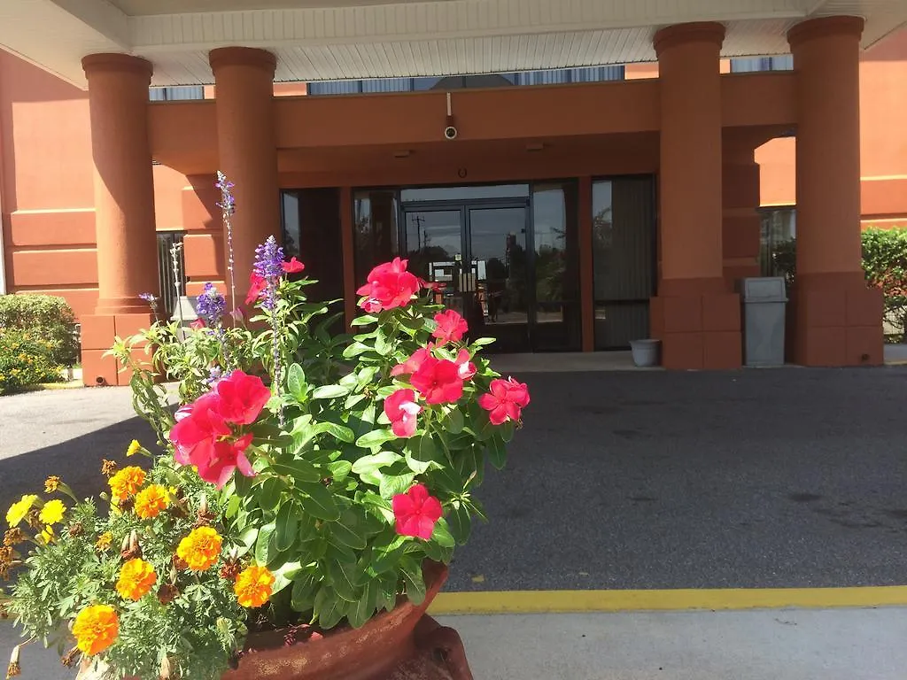Luxury Suites Ferry Pass Hotel