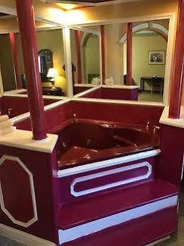Luxury Suites Ferry Pass United States