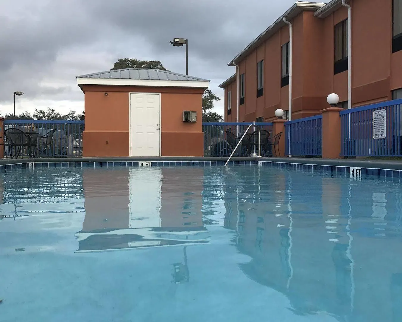 Hotel Luxury Suites Ferry Pass